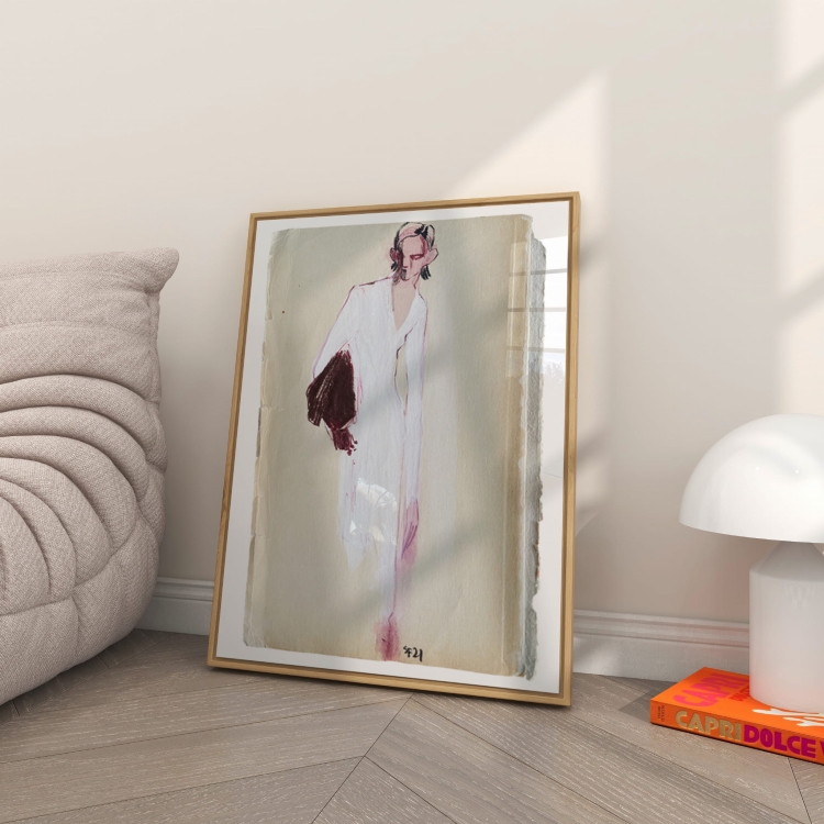 WOMAN IN WHITE.jpg